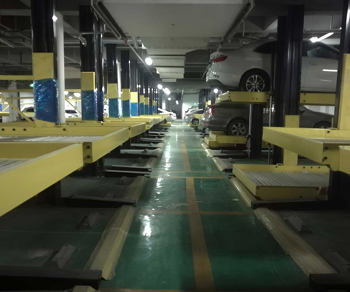 寶塔六層升降橫移立體車庫的安全性與保障提升